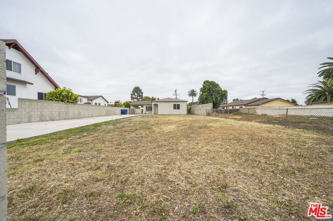 Photo - 322 W 122nd St