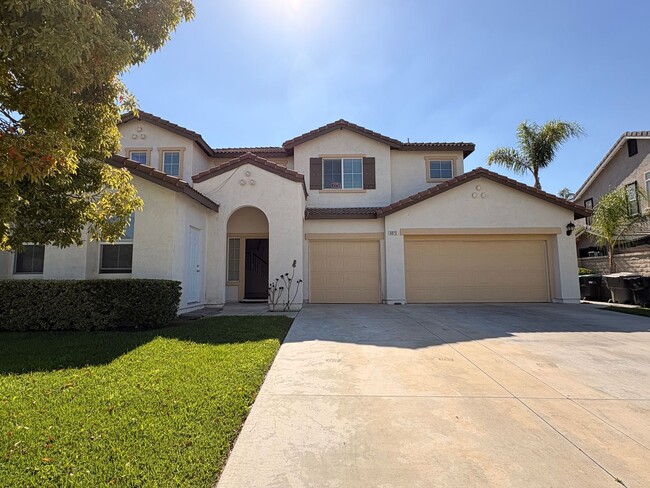 Photo - EASTVALE GREAT NEIGHBORHOOD- 4+2.5 EXECUTIVE HOME, QUIET NEIGHBORHOOD - AVAILABLE NOW!!! ONLY 2 C...