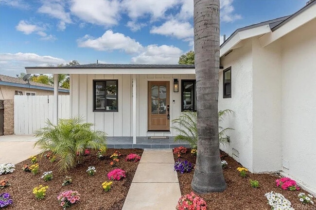 Photo - 2612 Davis Ave