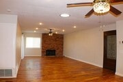 Photo - Stunning 3 bed, 2 bath Townhome for Rent.