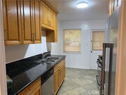 Photo - 5901 woodman Ave Apartment