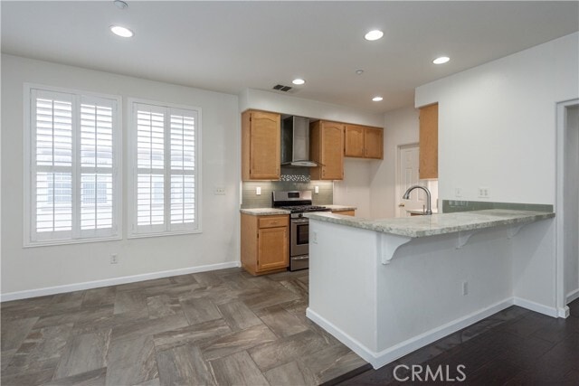 Photo - 748 Ashby Ln