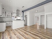 Photo - 757 N Loma Vista Dr