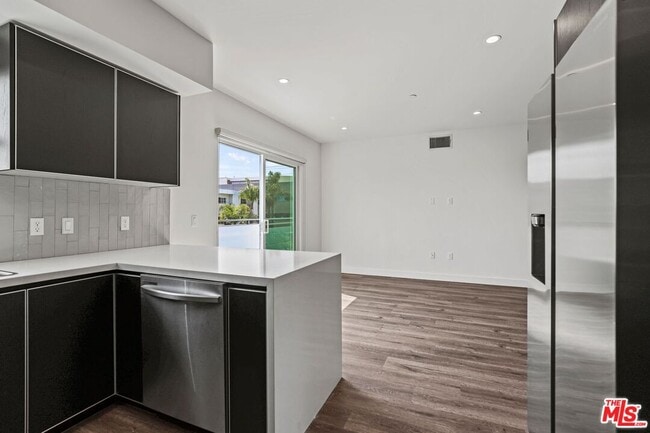 Photo - 1830 Selby Ave Unit ph2