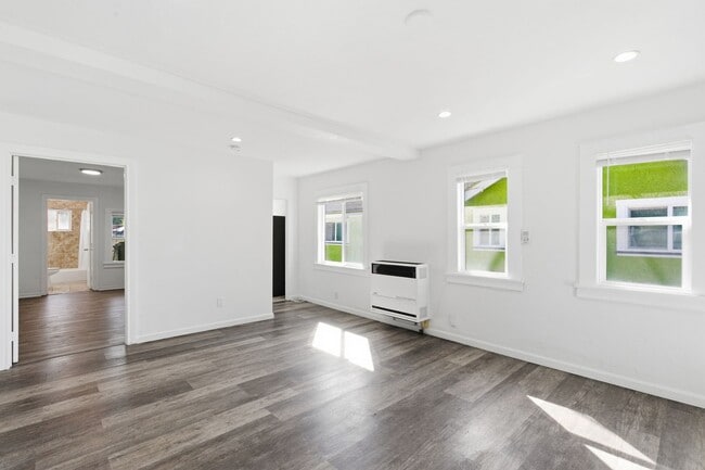 Photo - 350 E 60th St Unit 350