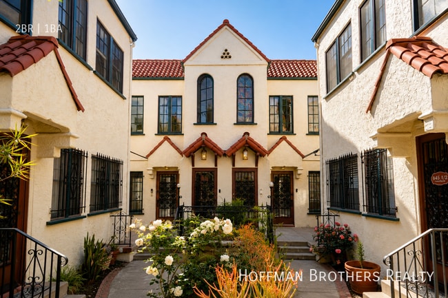 Photo - 639 N Spaulding Ave Unit 639.5