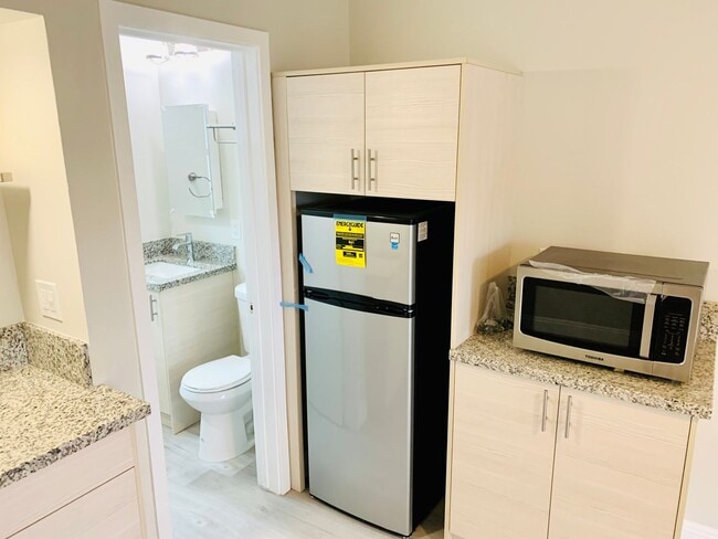 Photo - Remodeled Beach Studio Available in the Heart of La Jolla! Only $1,800/mo! Unit 1141 Silverado St #104