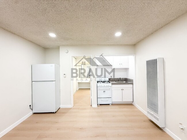 Photo - 18350 Napa St Unit 24