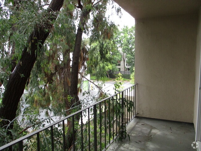 Building Photo - 15344 Weddington St Unit 216 Rental