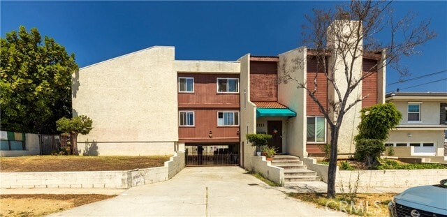 Photo - 1111 E Emerson Ave Townhome