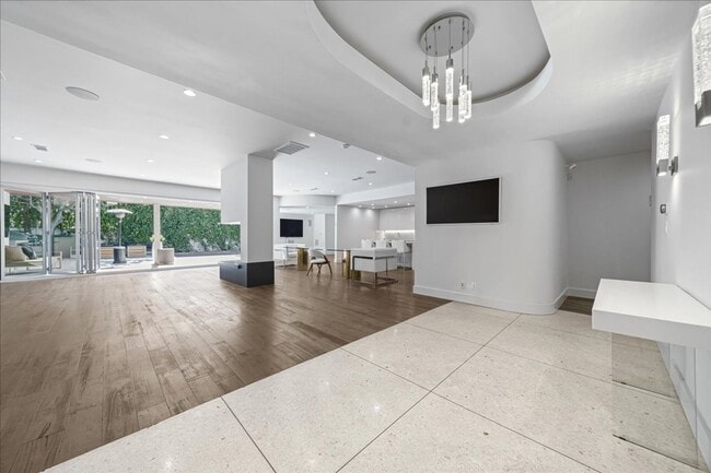 Building Photo - 1455 S Castello-