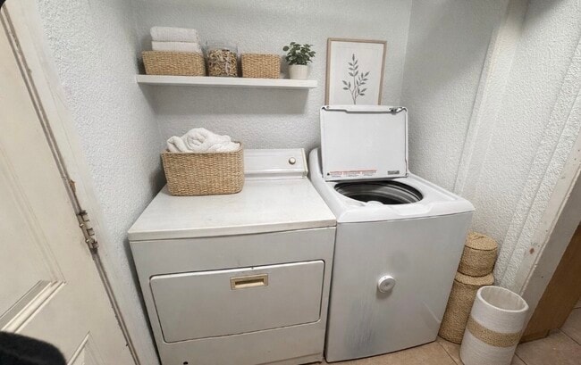 Photo - 45436 12th St W