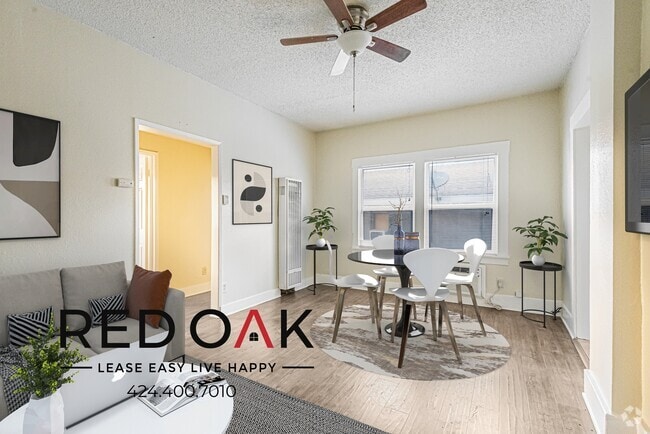 Building Photo - 4606 S Vermont Ave Rental