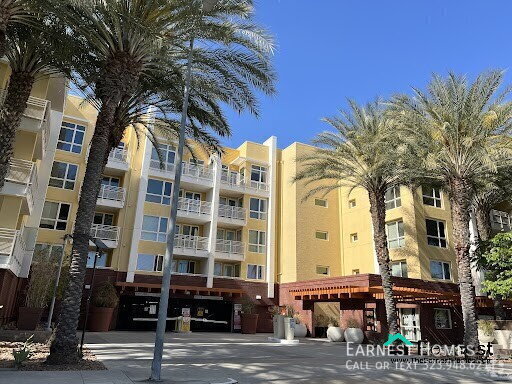 Building Photo - 21301 Erwin St Unit 308 Rental