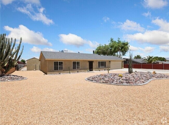 Building Photo - 17970 Pitache St Rental