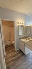 Photo - Burbank Oaks Apartments