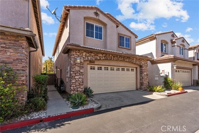 Building Photo - 9447 Hendrix Ln