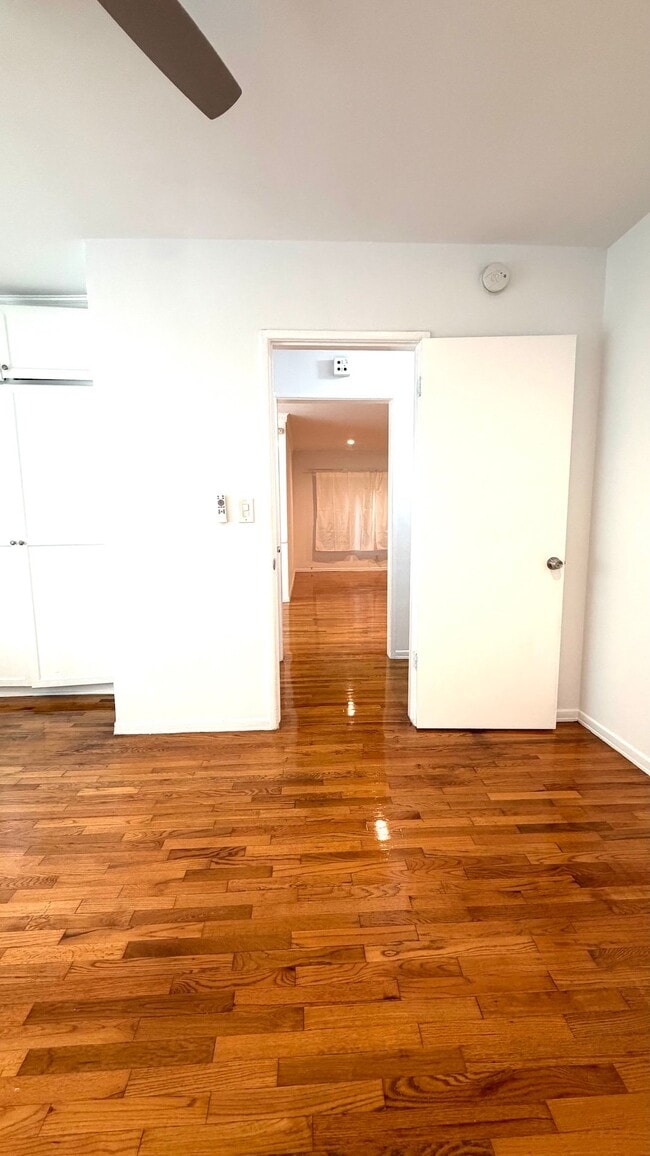 Photo - 5826 Gregory Ave Unit 6