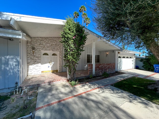 Front Door - 24507 Hatteras St