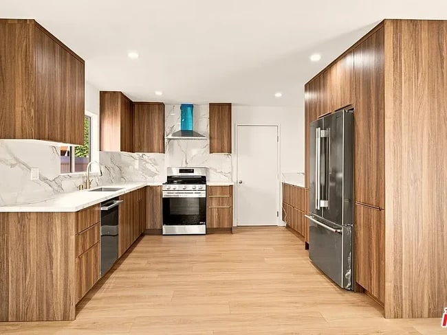 Building Photo - 2214 Dufour Ave Unit #B