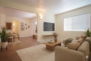 Photo - Historic Kensington - Charming 2bd/2ba with Bonus Room & parking - Ground floor Level Unit 4148 Monroe