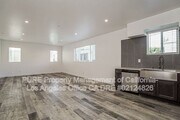 Photo - 1342 N Kenmore Ave