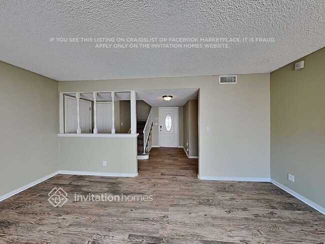 Photo - 2164 Athens Ave