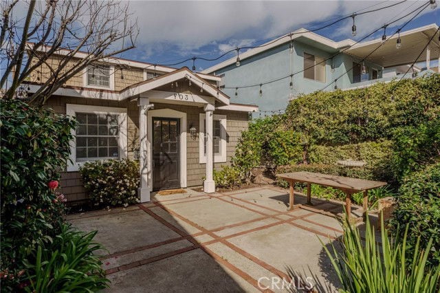 Building Photo - 703 Orchid Ave