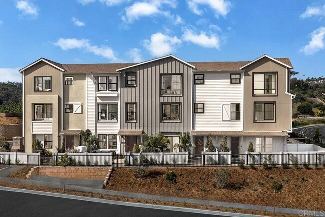 Building Photo - 2586 Delphinium Ln