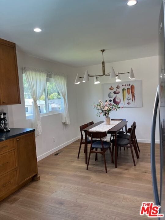 Photo - 5304 Baza Ave