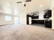 Photo - 114 W 50th St