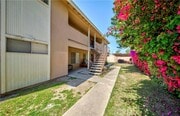 Photo - 1381 Burwood St