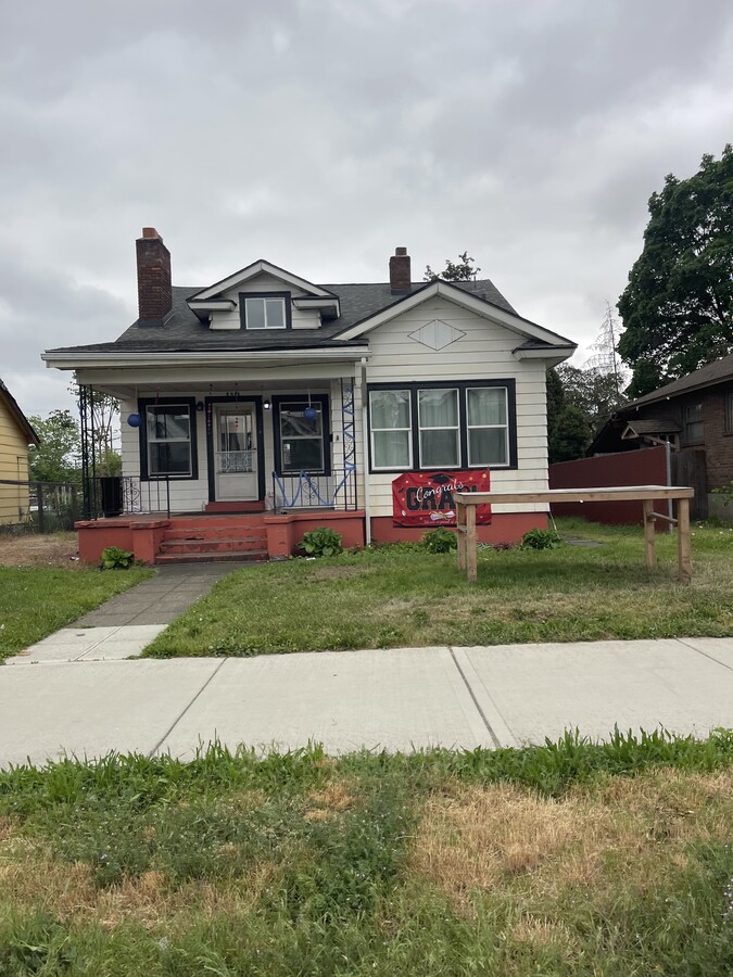 Photo - 412 Forest Ave