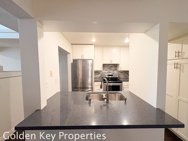 Photo - 2410 Altisma Way
