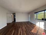 Photo - 2939 Oakhurst Ave