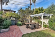 Photo - 375 Dublin Dr