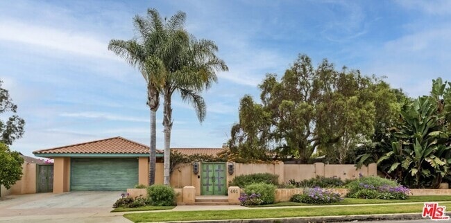Building Photo - 401 Alma Real Dr Rental