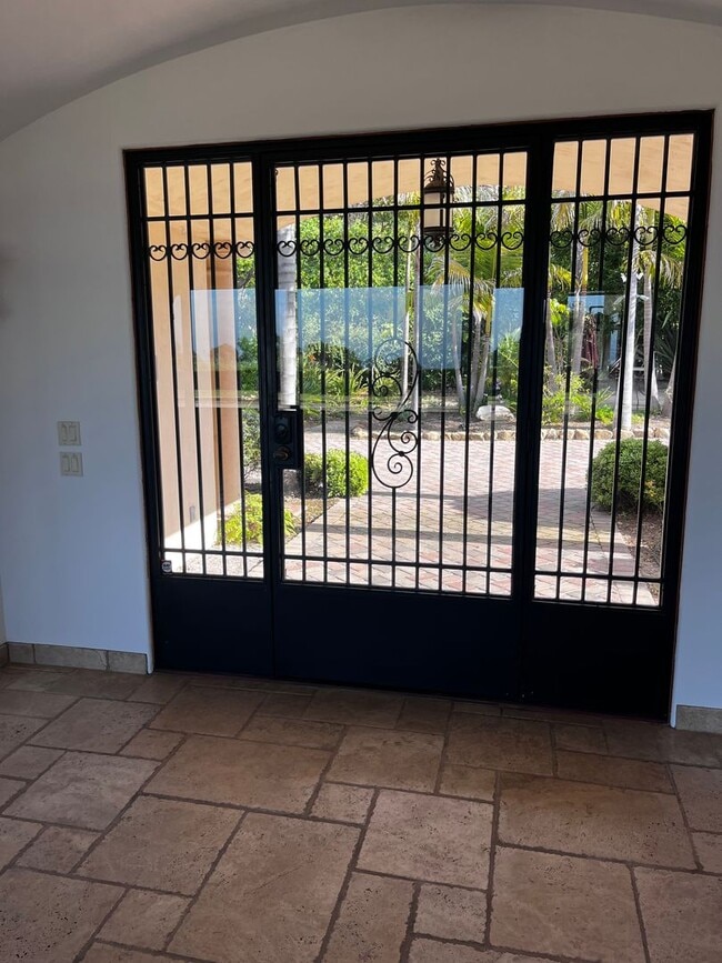 Montecito Property with a View and a Pool ... - Montecito Property with a View and a Pool ... House