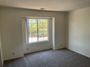 Photo - 1047 Golden Rd Unit B