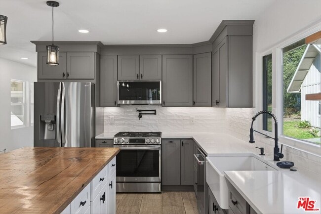 Photo - 914 El Paseo Rd