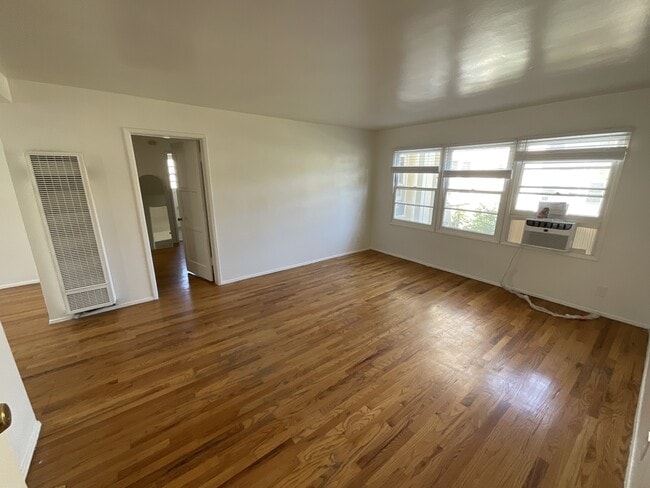 Photo - 2471 Silver Lake Blvd Unit 2471-B