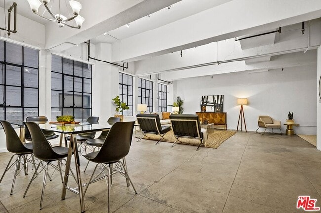 Photo - 746 S Los Angeles St Unit 304