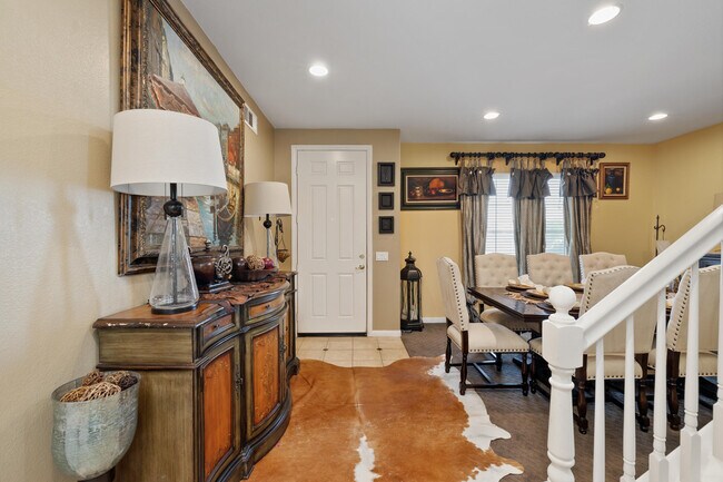 Photo - 42753 Della Pl