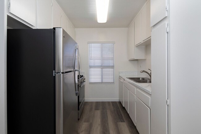 Photo - Trade Winds Apartments