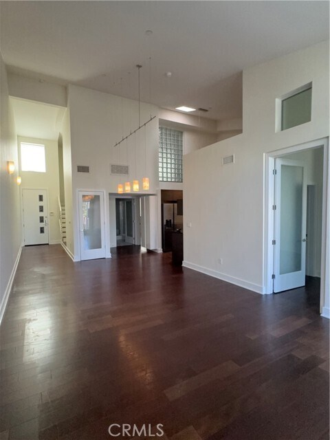 Photo - 600 Ridgeley Dr