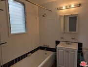Photo - 634 S Gramercy Pl Unit 704