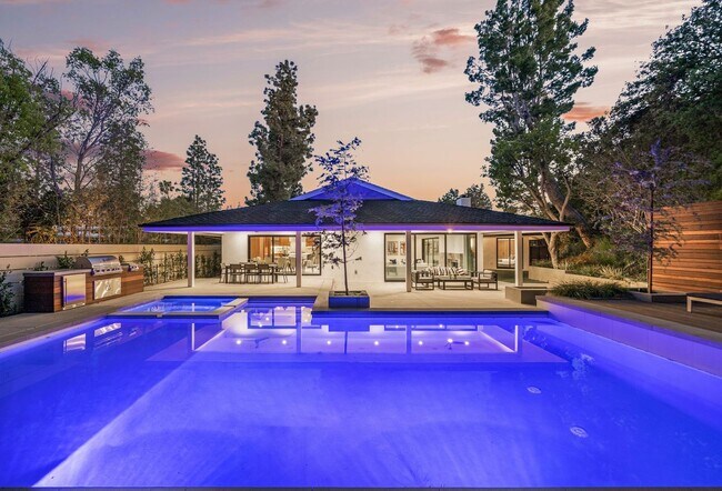 Photo - 16105 Clear Oak Dr