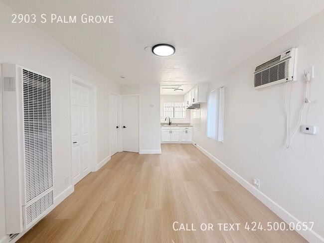 Photo - 2903 S Palm Grove Ave