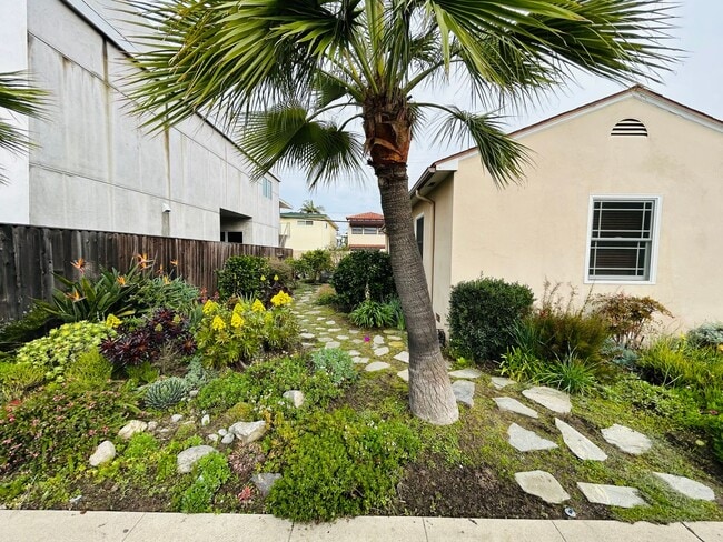 Photo - Naples Island Gem!