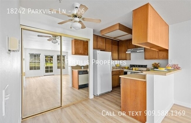 Photo - 18242 Parkview Ln